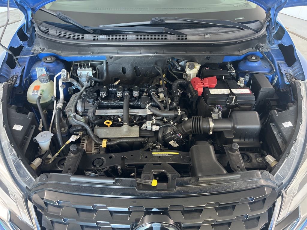 Used 2021 Nissan Kicks S image 9