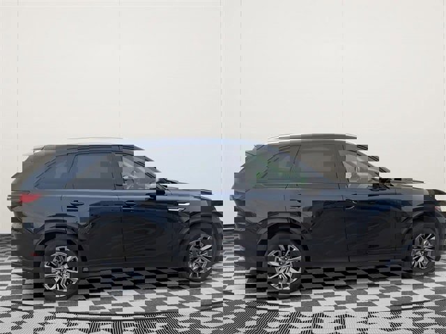 Used 2025 MAZDA CX-90 3.3 Turbo w/ Preferred Package image 8