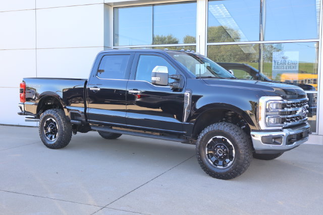 New 2027 Ford F250 Lariat w/ Tremor Off-Road Package AWD/4WD image 7