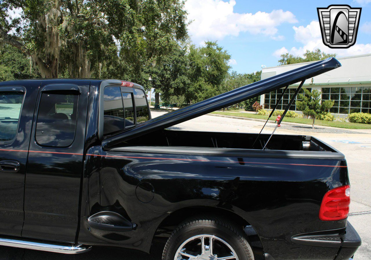 Used 2000 Ford F150 2WD SuperCab image 12
