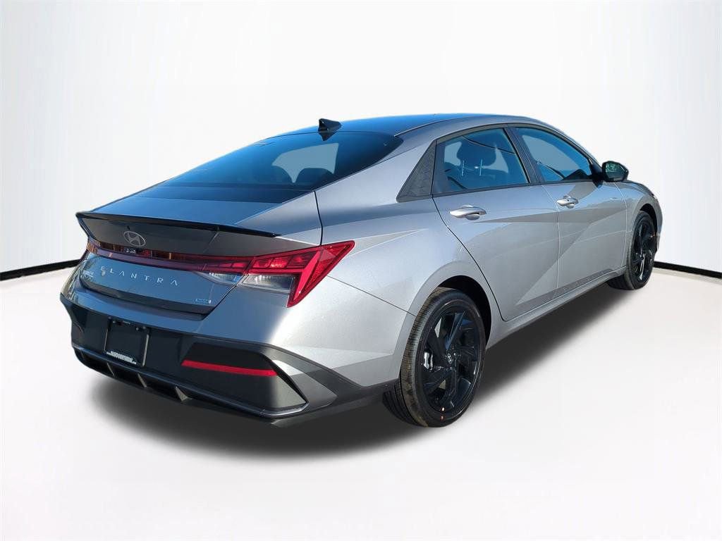 New 2026 Hyundai Elantra Sport FWD image 5