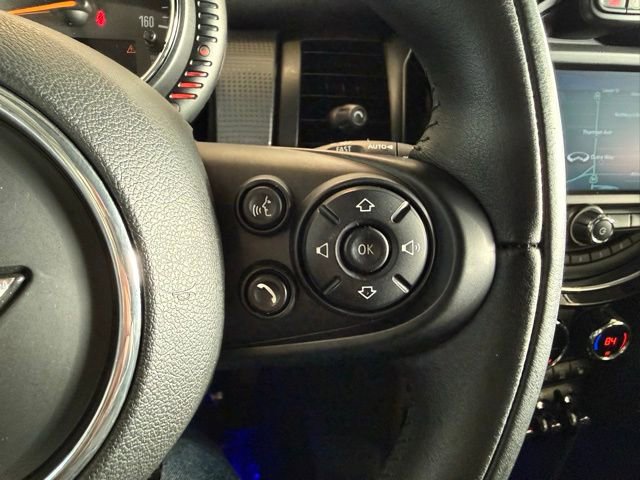 Used 2016 MINI Cooper 4-Door Hardtop image 17