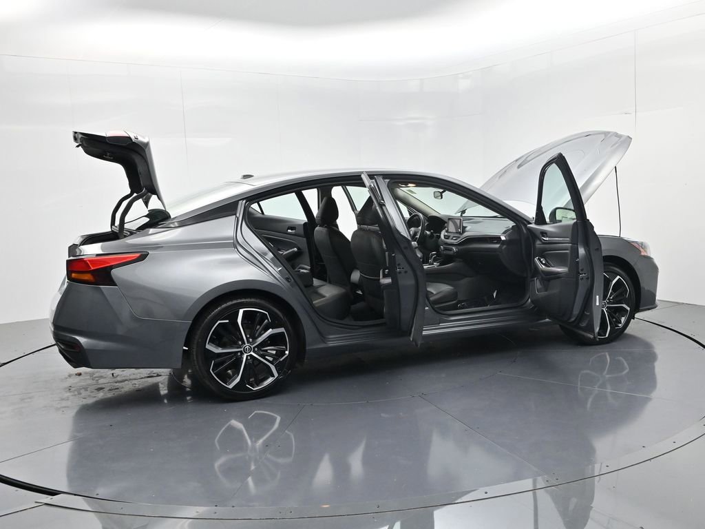 Used 2024 Nissan Altima 2.5 SR image 58