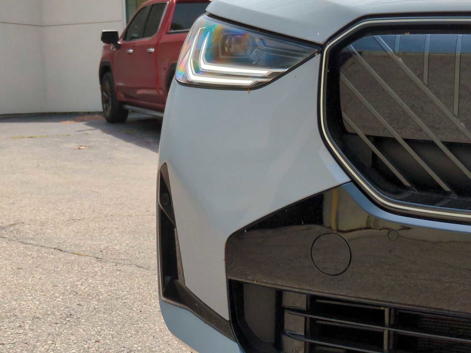 Used 2025 BMW X3 xDrive30i w/ Premium Package image 11