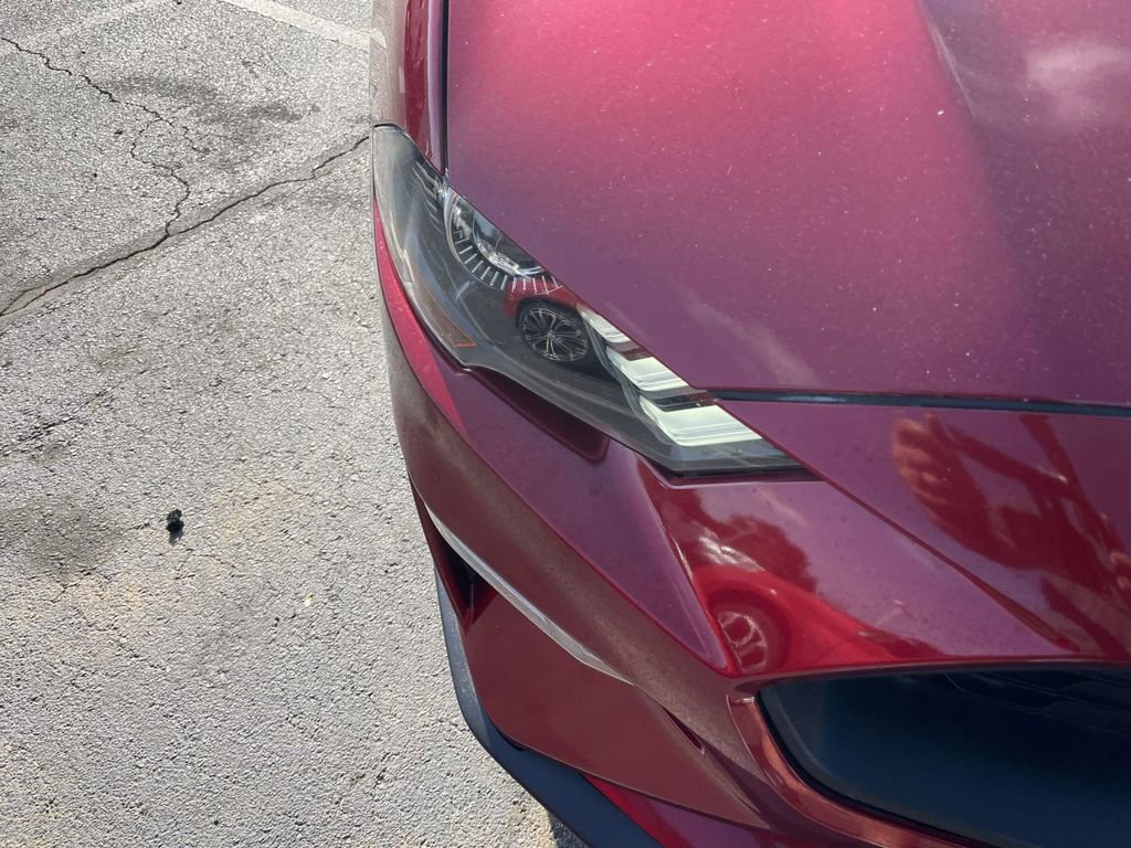 Used 2019 Ford Mustang Coupe image 15