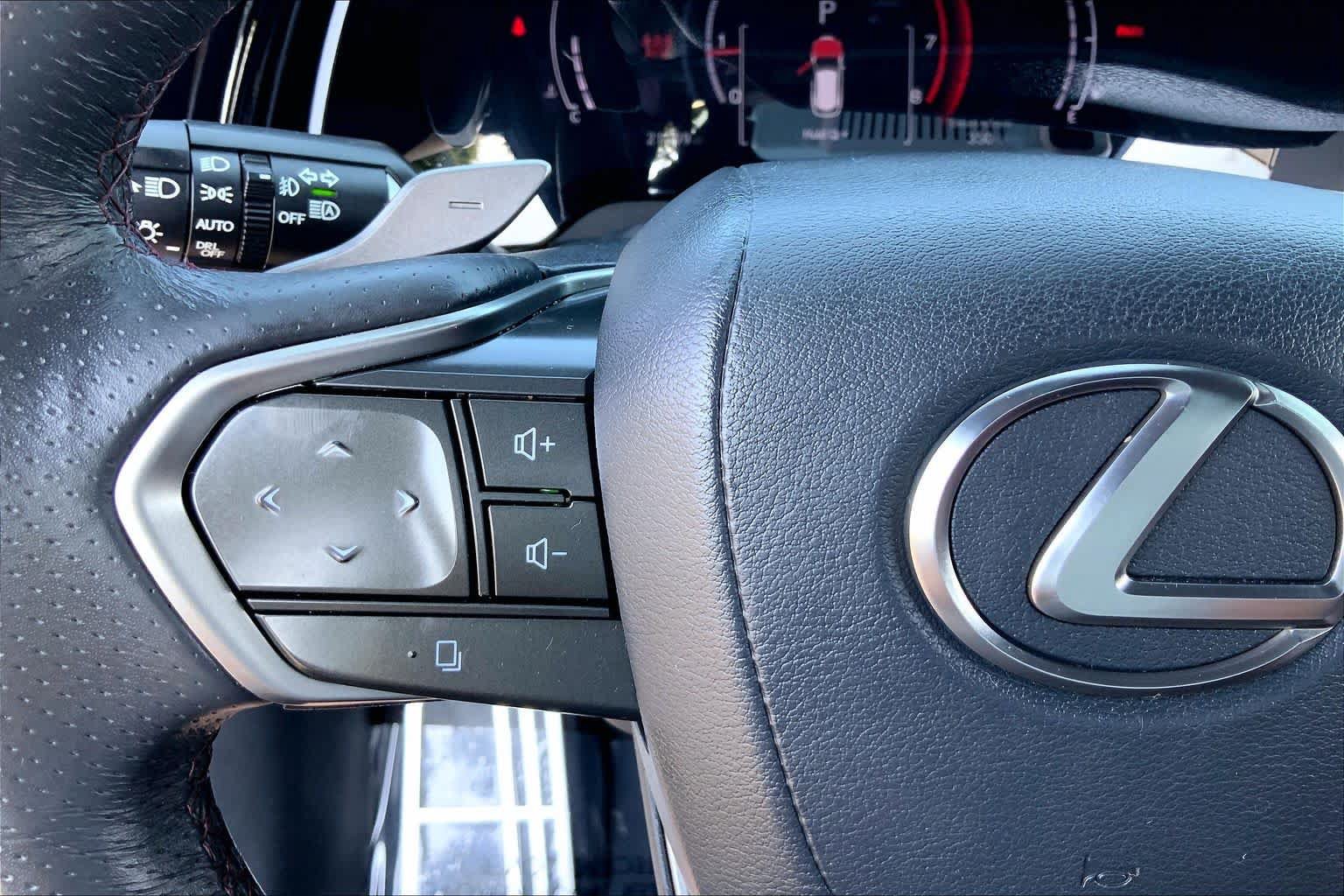 Certified 2024 Lexus RX 350 F Sport w/ Technology Package AWD/4WD image 24