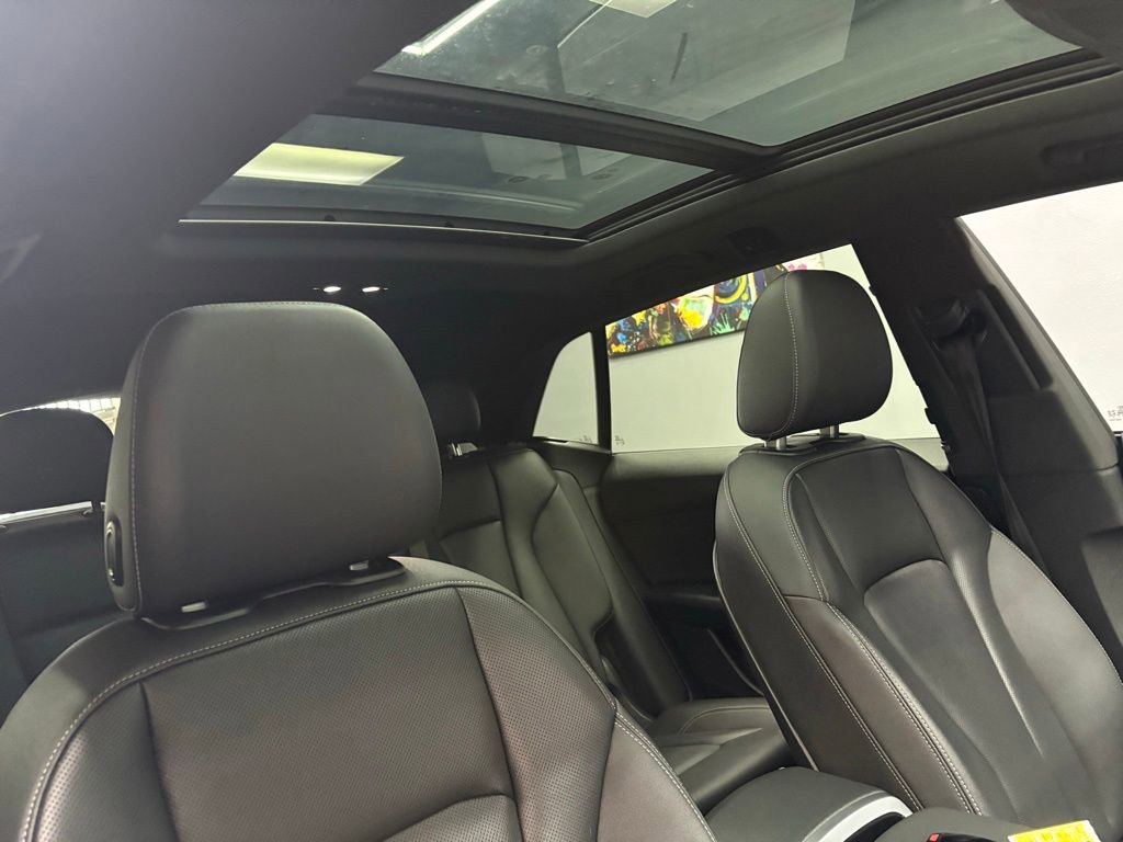 Used 2020 Audi Q8 Premium Plus AWD/4WD image 50