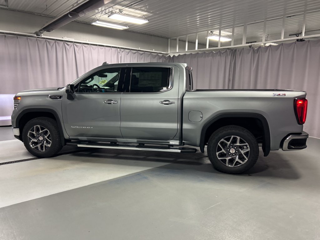 New 2026 GMC Sierra 1500 SLT AWD/4WD image 4