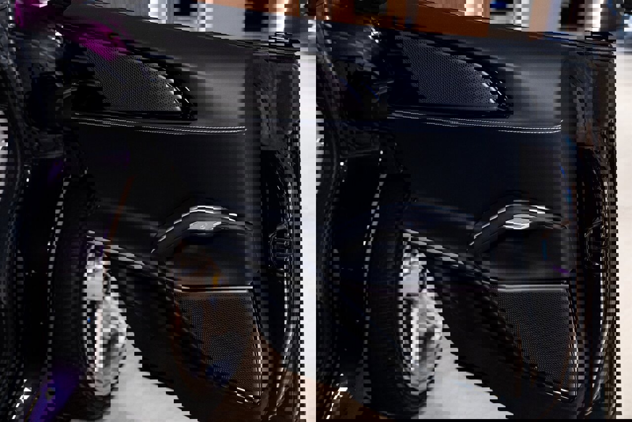 Used 2024 Ferrari Purosangue image 14