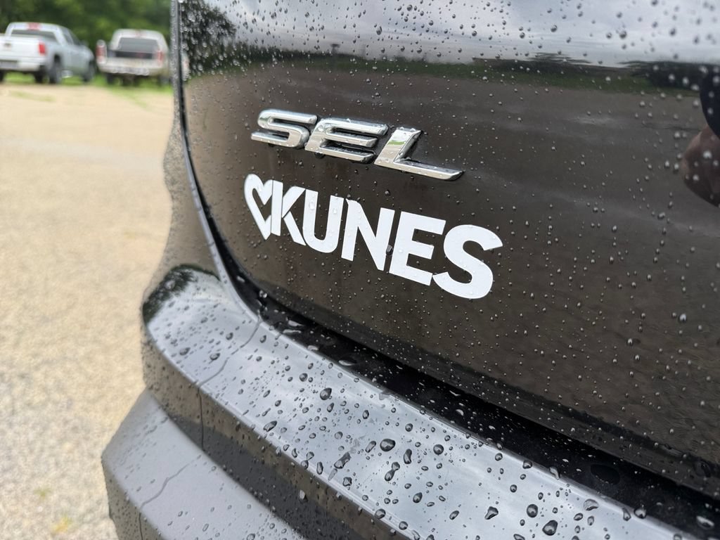Used 2024 Ford Edge SEL AWD/4WD image 38