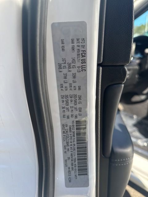 Used 2020 Jeep Grand Cherokee Overland image 9