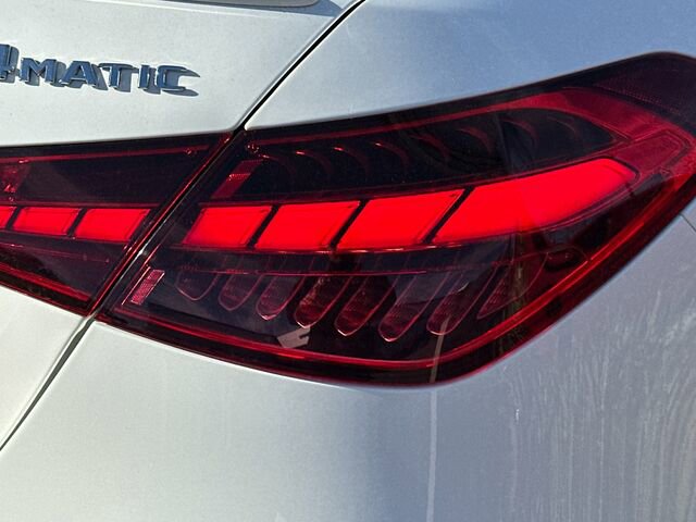 Used 2024 Mercedes-Benz C 300 4MATIC Sedan image 32