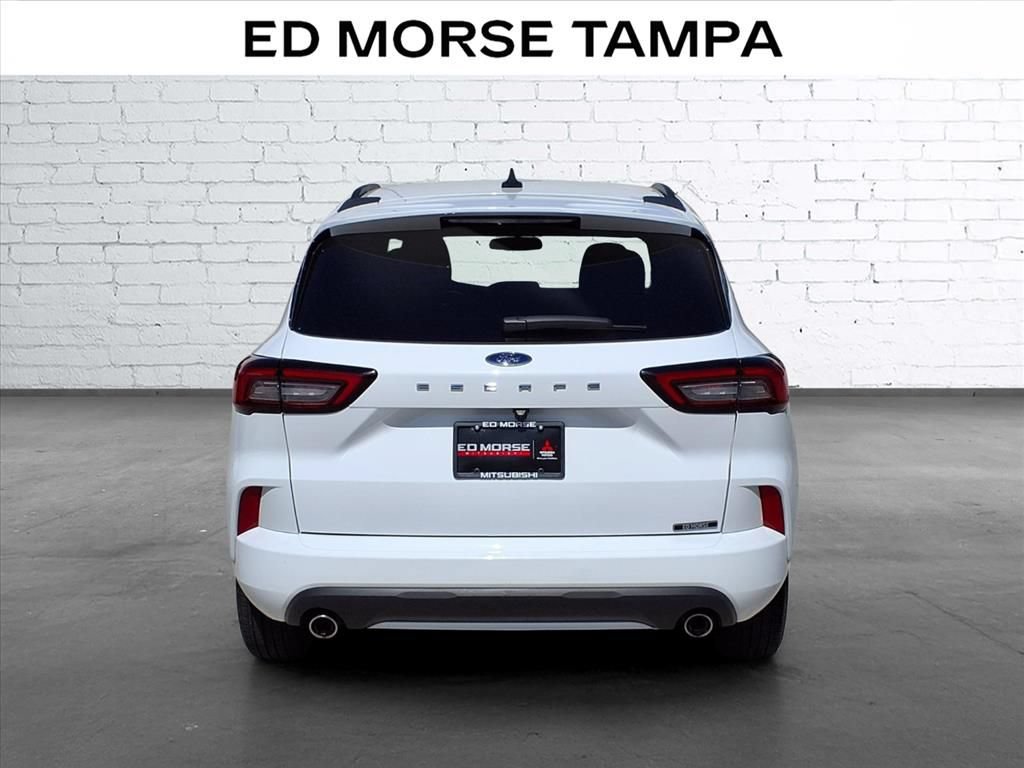 Used 2023 Ford Escape ST-Line FWD image 4