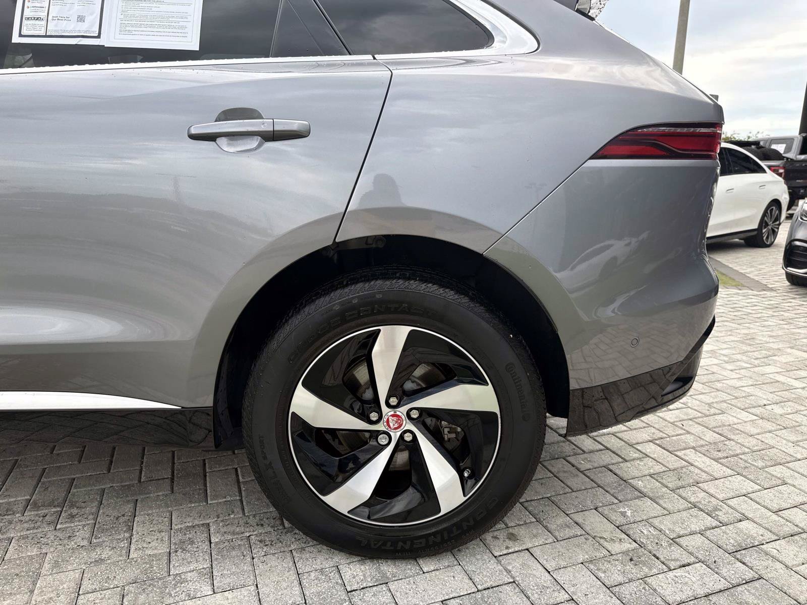 Used 2021 Jaguar F-PACE S AWD/4WD image 11
