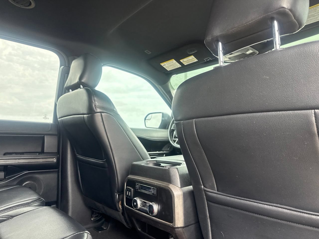 Used 2019 Ford Expedition XLT w/ Equipment Group 201A RWD image 31