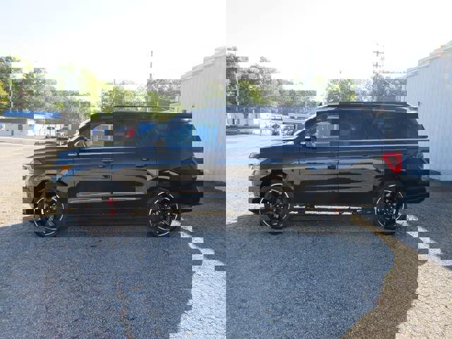 Certified 2023 Ford Expedition Max Limited image 4