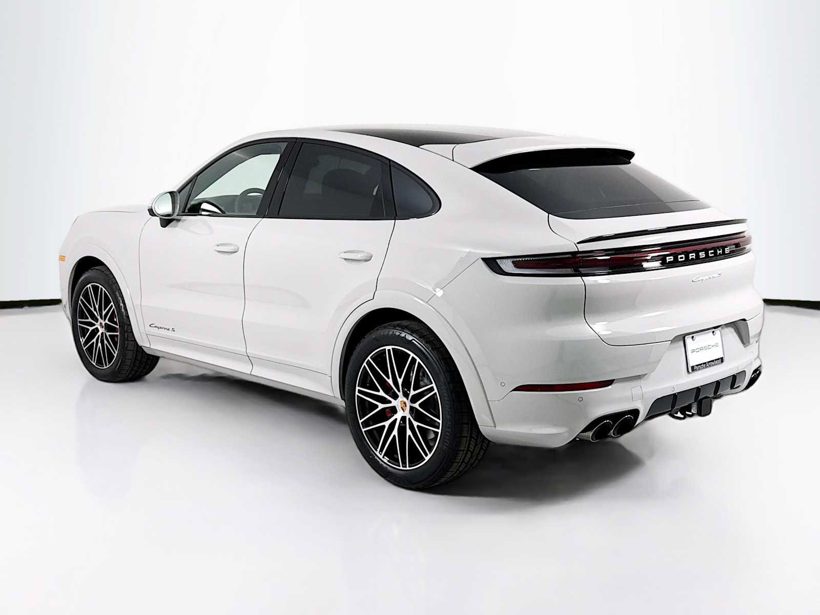 New 2026 Porsche Cayenne S AWD/4WD image 3