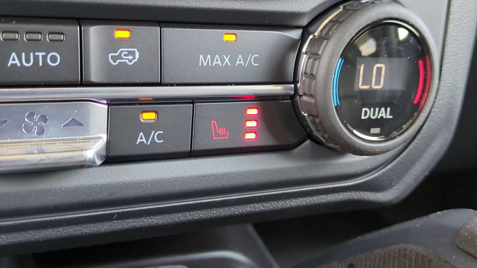 New 2025 Ford Bronco Badlands image 56