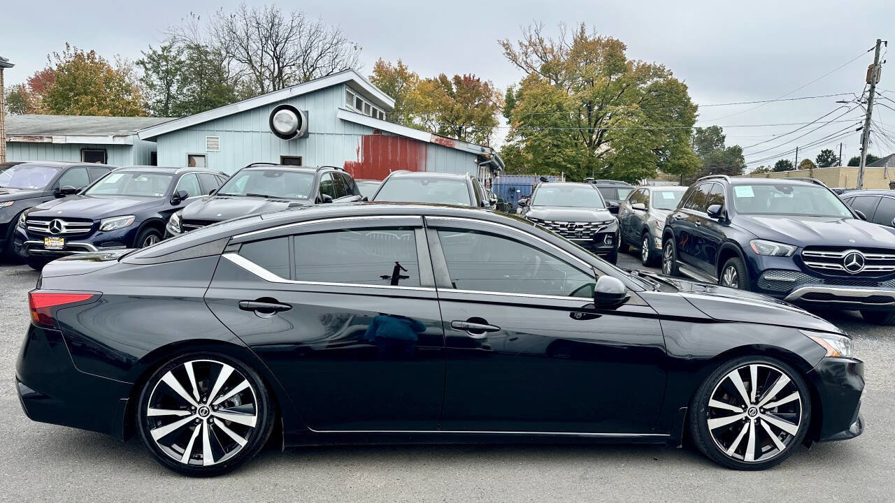 Used 2020 Nissan Altima 2.5 SR image 9