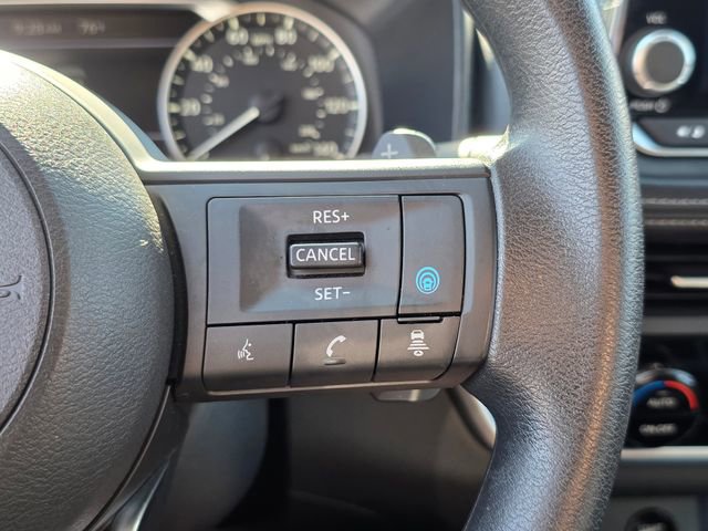 Used 2024 Nissan Rogue SV image 26