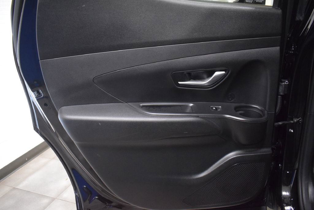 Used 2022 Hyundai Santa Cruz SEL w/ Activity Package image 11