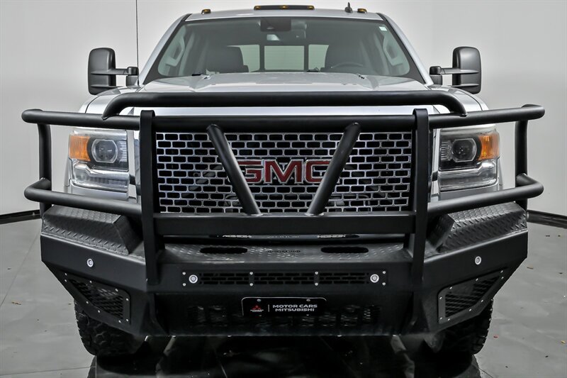 Used 2015 GMC Sierra 3500 Denali w/ Duramax Plus Package AWD/4WD image 4