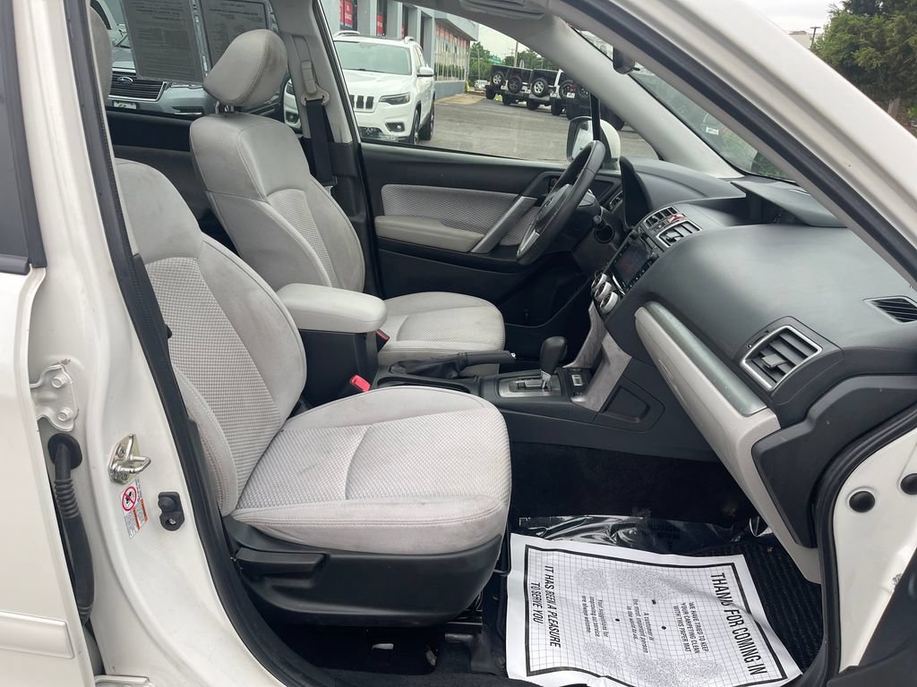 Used 2018 Subaru Forester 2.5i Premium AWD/4WD image 19