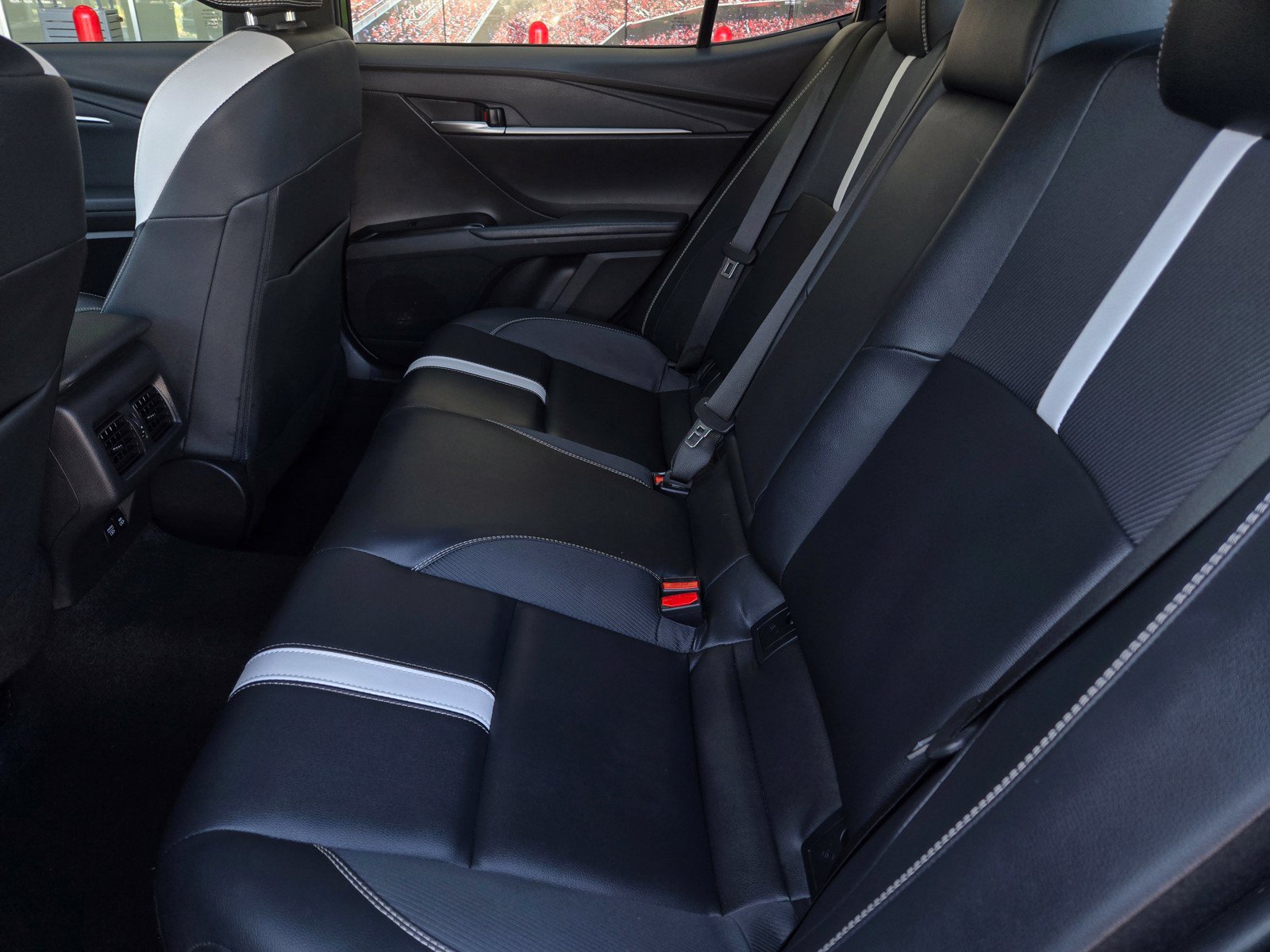 Certified 2025 Toyota Camry SE FWD image 11