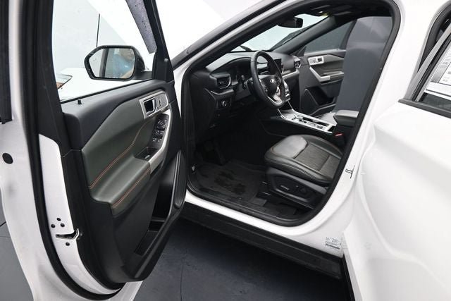 Used 2024 Ford Explorer Timberline w/ Timberline Technology Package AWD/4WD image 15
