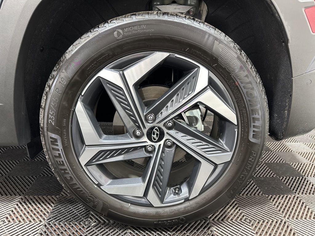 Used 2024 Hyundai Tucson Limited image 34