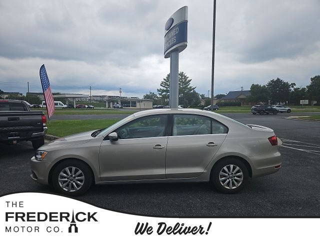 Used 2013 Volkswagen Jetta Hybrid Sedan