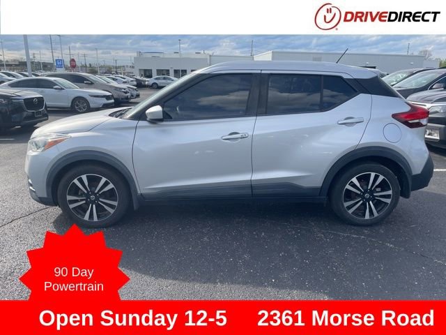 Used 2018 Nissan Kicks SV FWD image 1