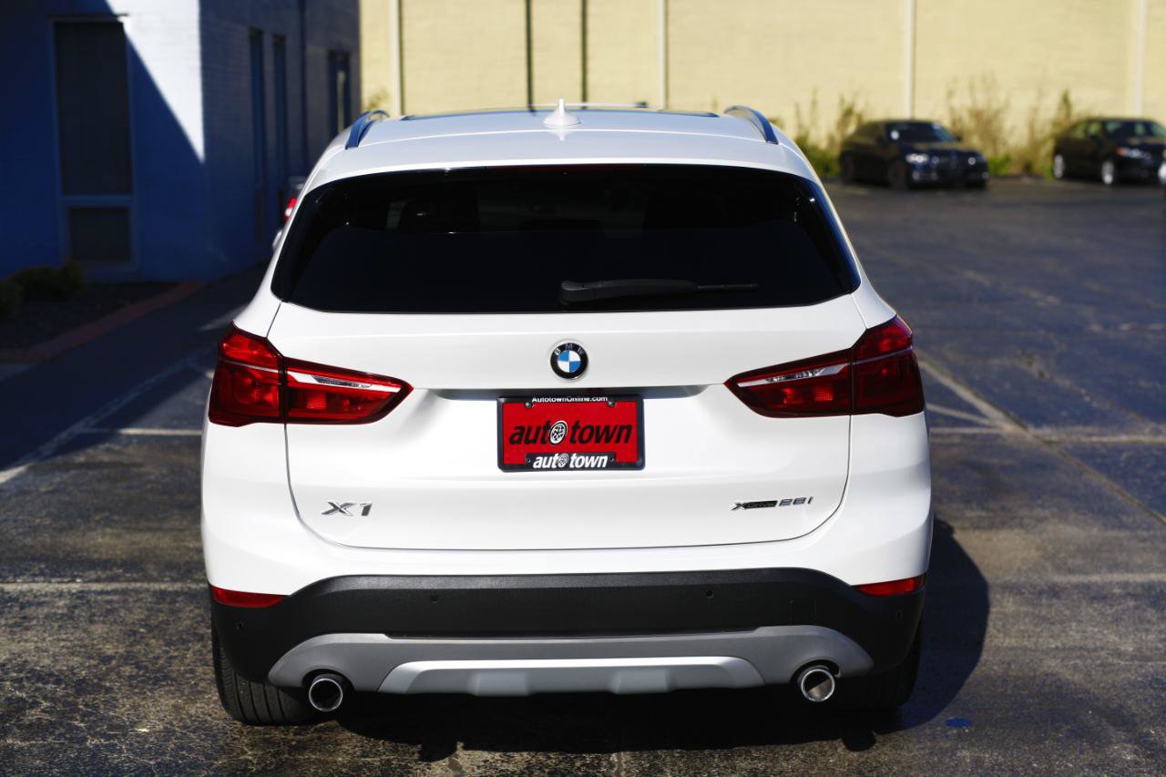 Used 2018 BMW X1 xDrive28i AWD/4WD image 15