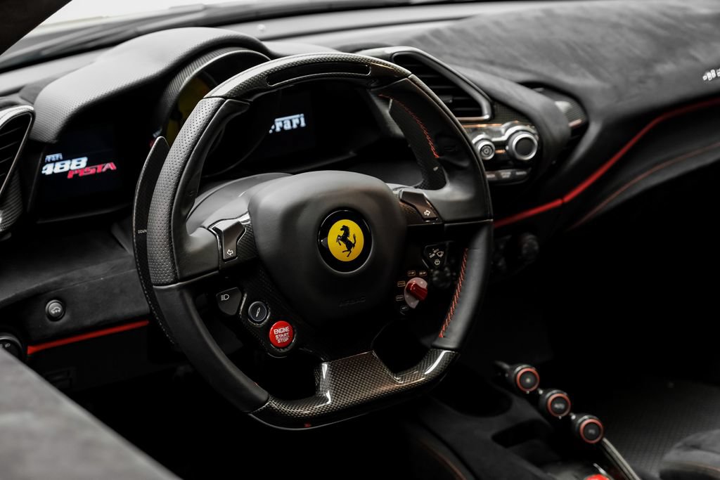 Used 2020 Ferrari 488 Pista Coupe RWD image 15