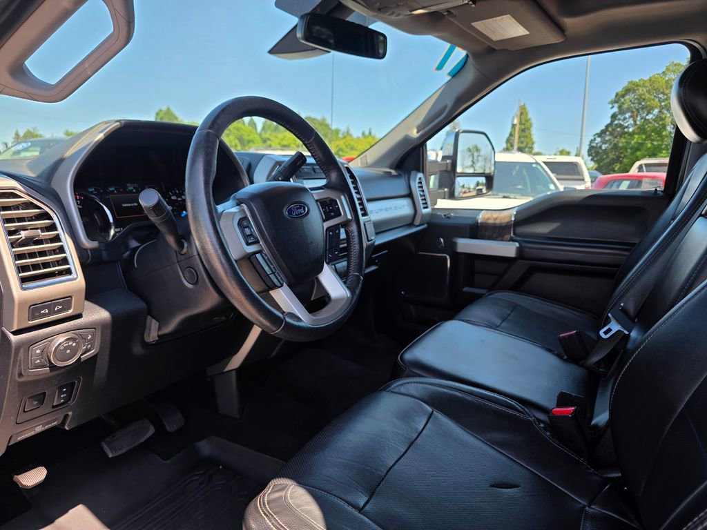 Used 2017 Ford F350 Lariat AWD/4WD image 8