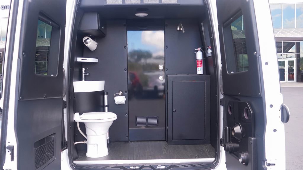 Used 2020 Mercedes-Benz Sprinter 3500 image 94