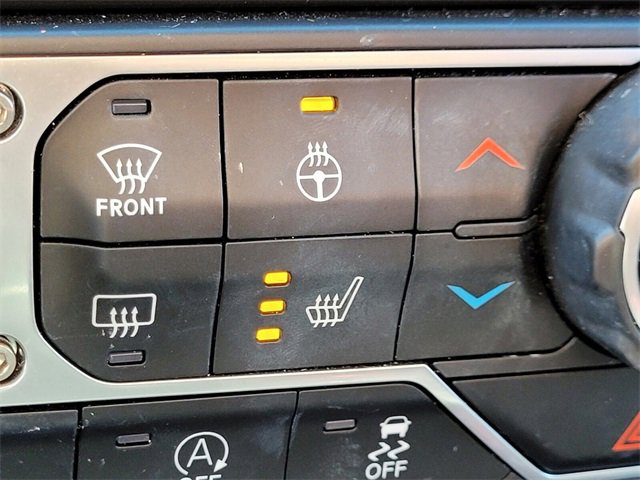 Used 2022 Jeep Wrangler Unlimited Rubicon w/ LED Lighting Group image 24