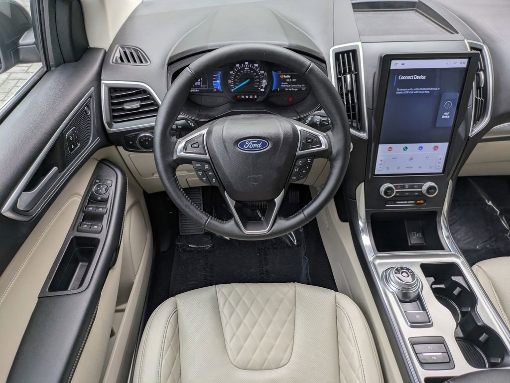 Used 2024 Ford Edge Titanium w/ Equipment Group 301A image 18