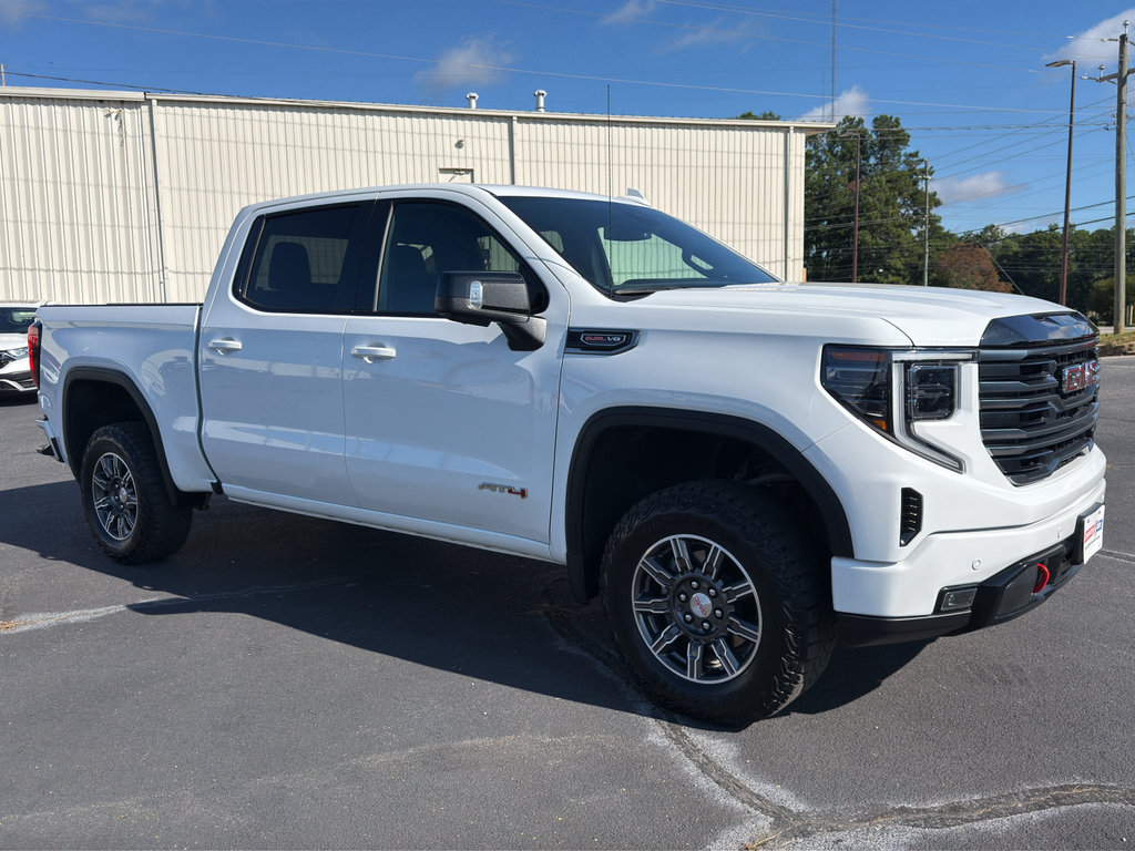 Used 2025 GMC Sierra 1500 AT4 AWD/4WD image 2