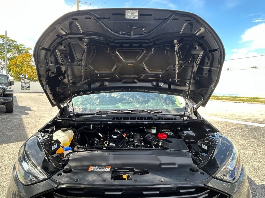 Used 2024 Ford Edge SE w/ Black Appearance Package image 27