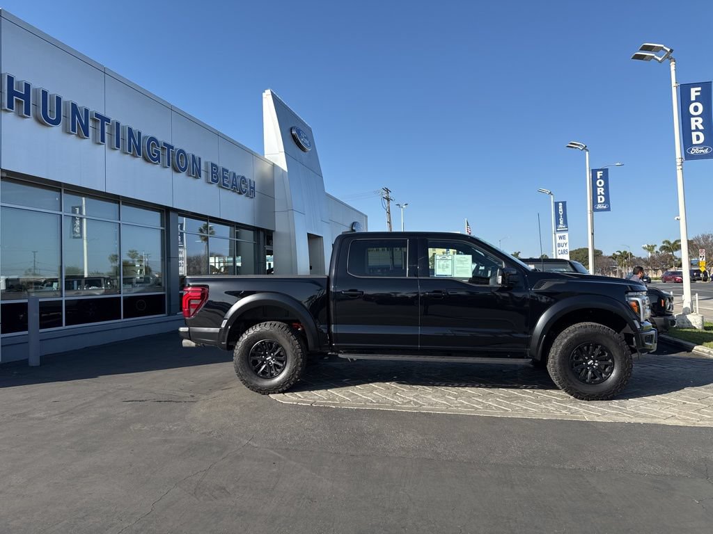 Used 2025 Ford F150 Raptor AWD/4WD image 3