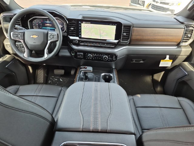 New 2026 Chevrolet Silverado 1500 High Country w/ High Country Premium Package AWD/4WD image 23