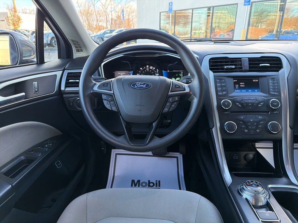 Used 2018 Ford Fusion S image 23