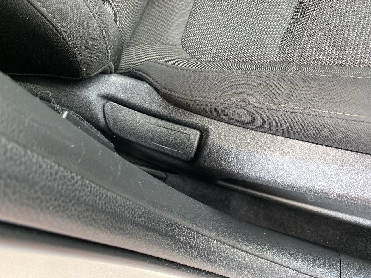 Used 2019 Hyundai Accent SE FWD image 43