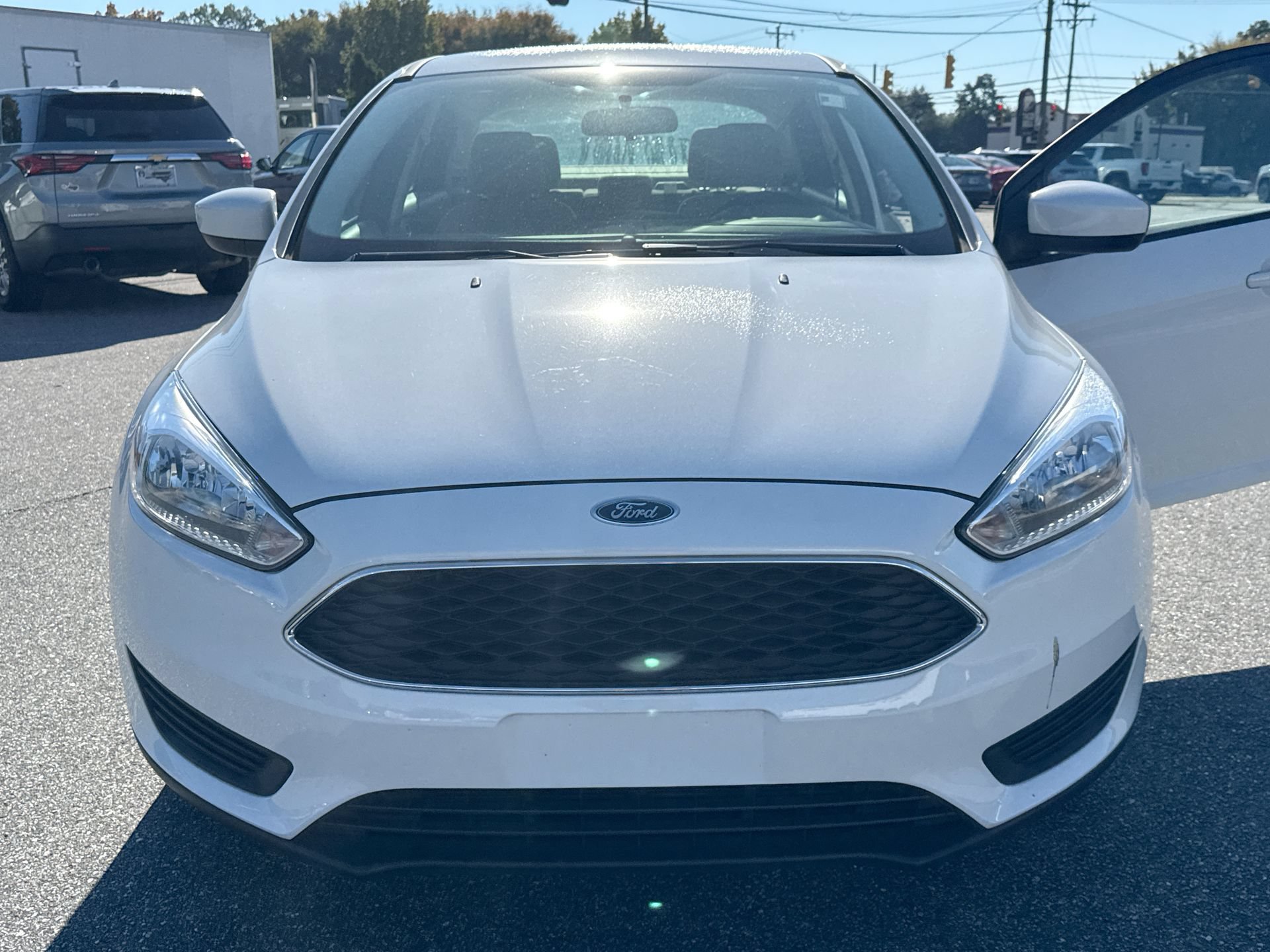 Used 2018 Ford Focus SE FWD image 28