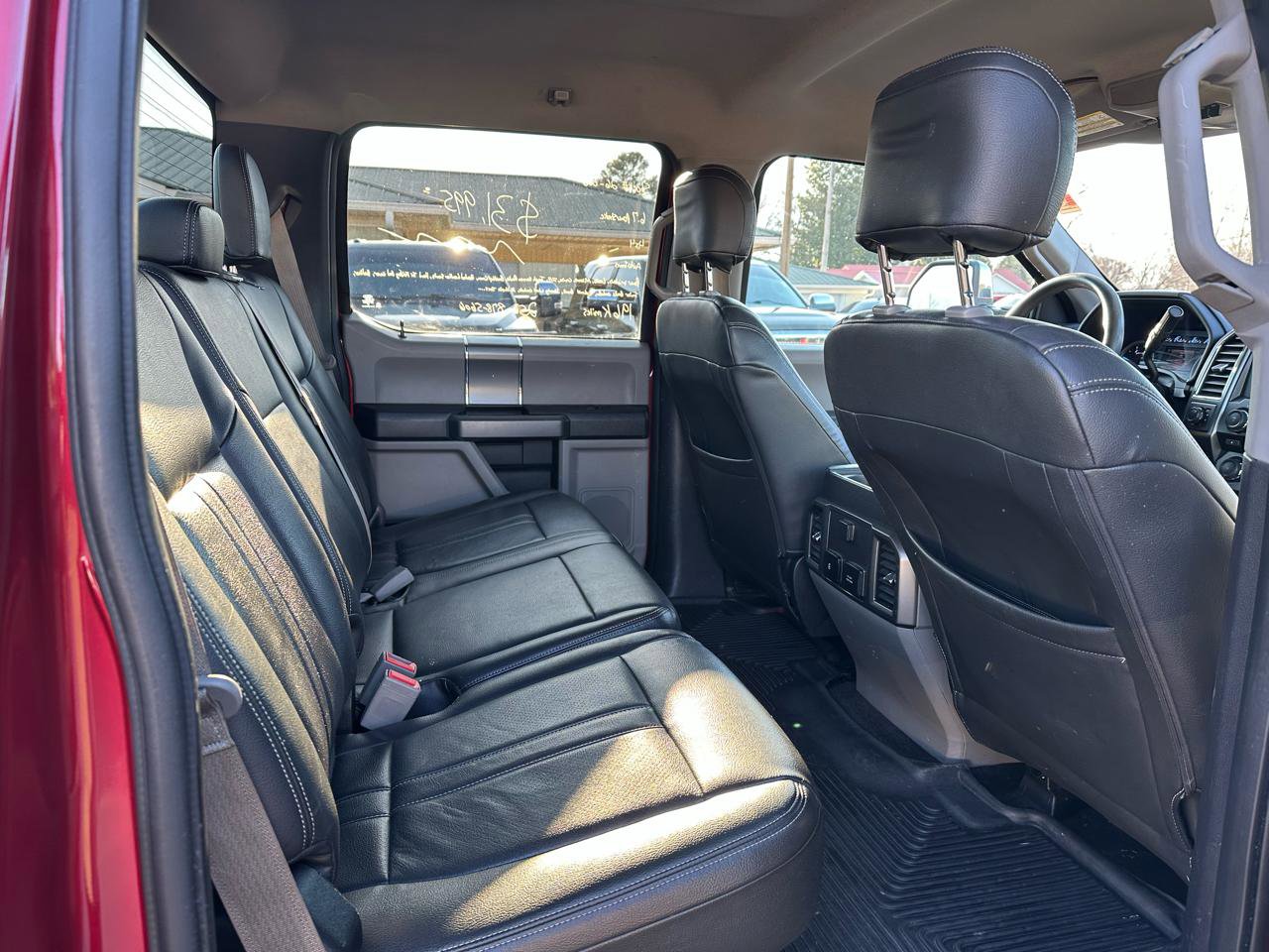 Used 2018 Ford F250 XLT w/ XLT Premium Package AWD/4WD image 14
