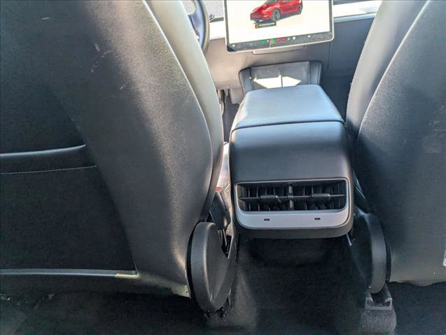 Used 2022 Tesla Model Y Performance image 25