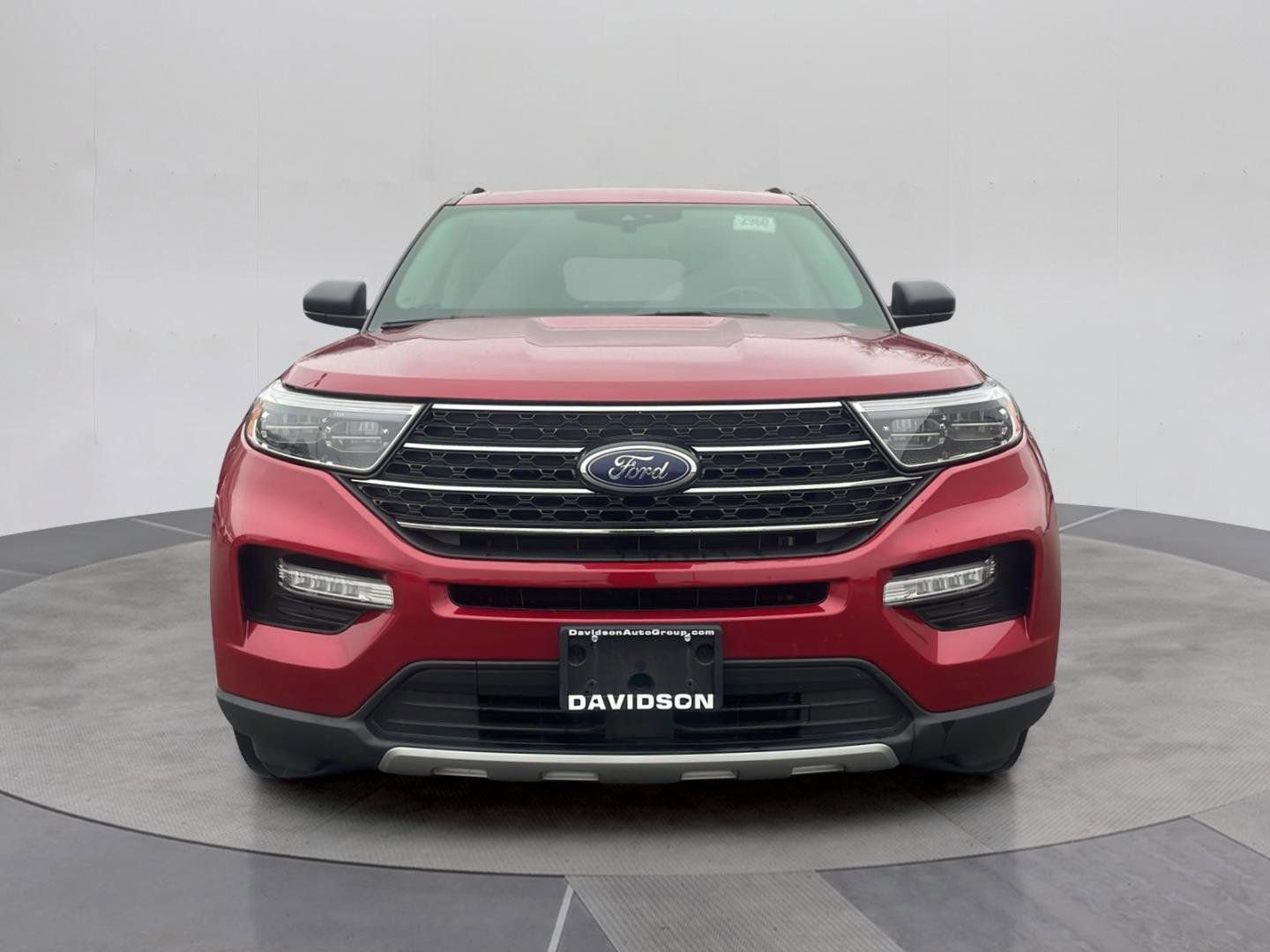 Used 2023 Ford Explorer XLT w/ Equipment Group 202A image 10