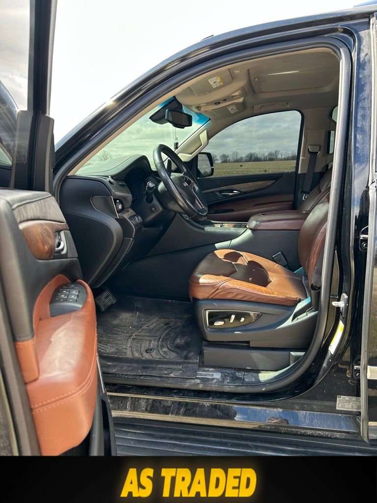 Used 2015 Cadillac Escalade Premium image 6