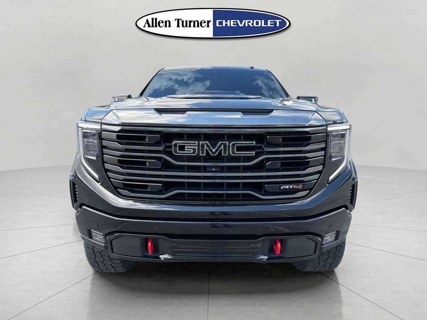 Used 2023 GMC Sierra 1500 AT4 w/ AT4 Premium Package image 2